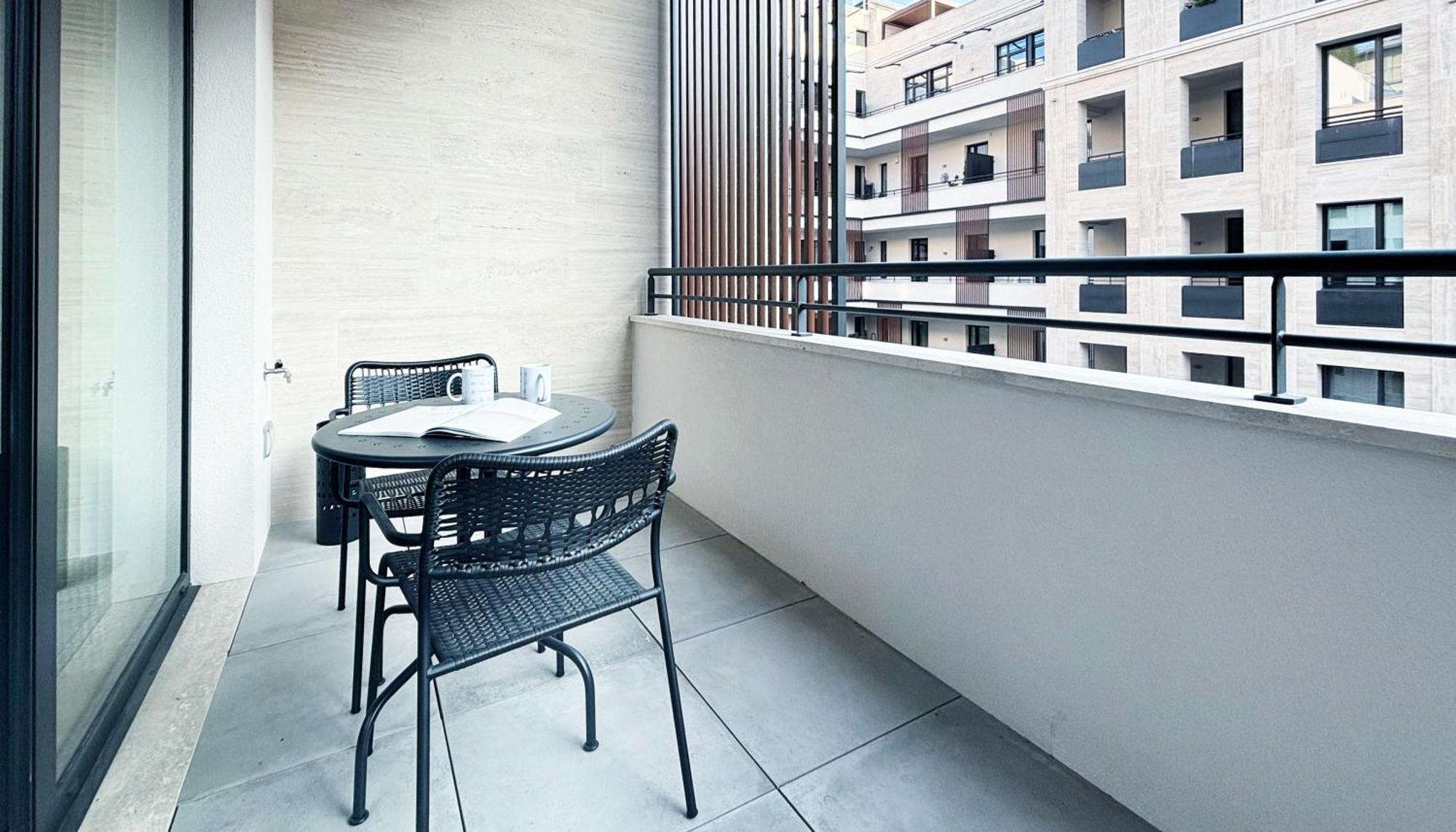 Italianway - Cecchi 18 B Apartment Milan Bagian luar foto
